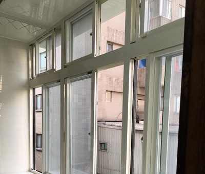 大肚隔音窗玻璃特寫