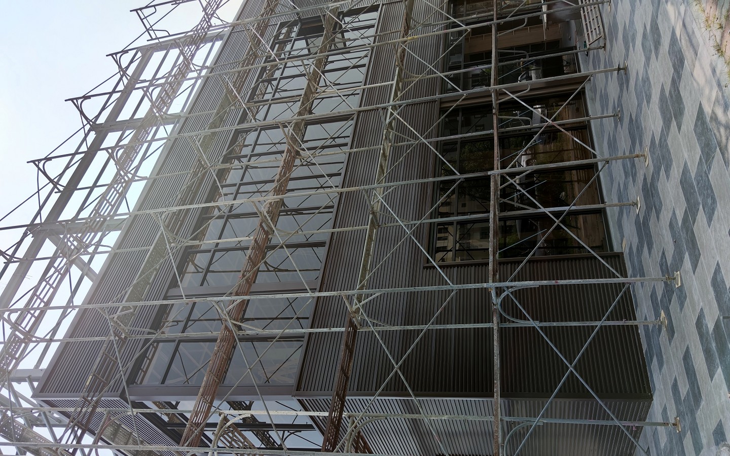 台中系統式鷹架施工實景